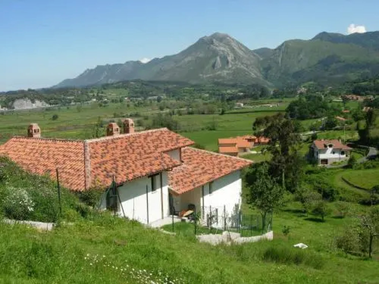 Apartamentos Rurales La Güertona
