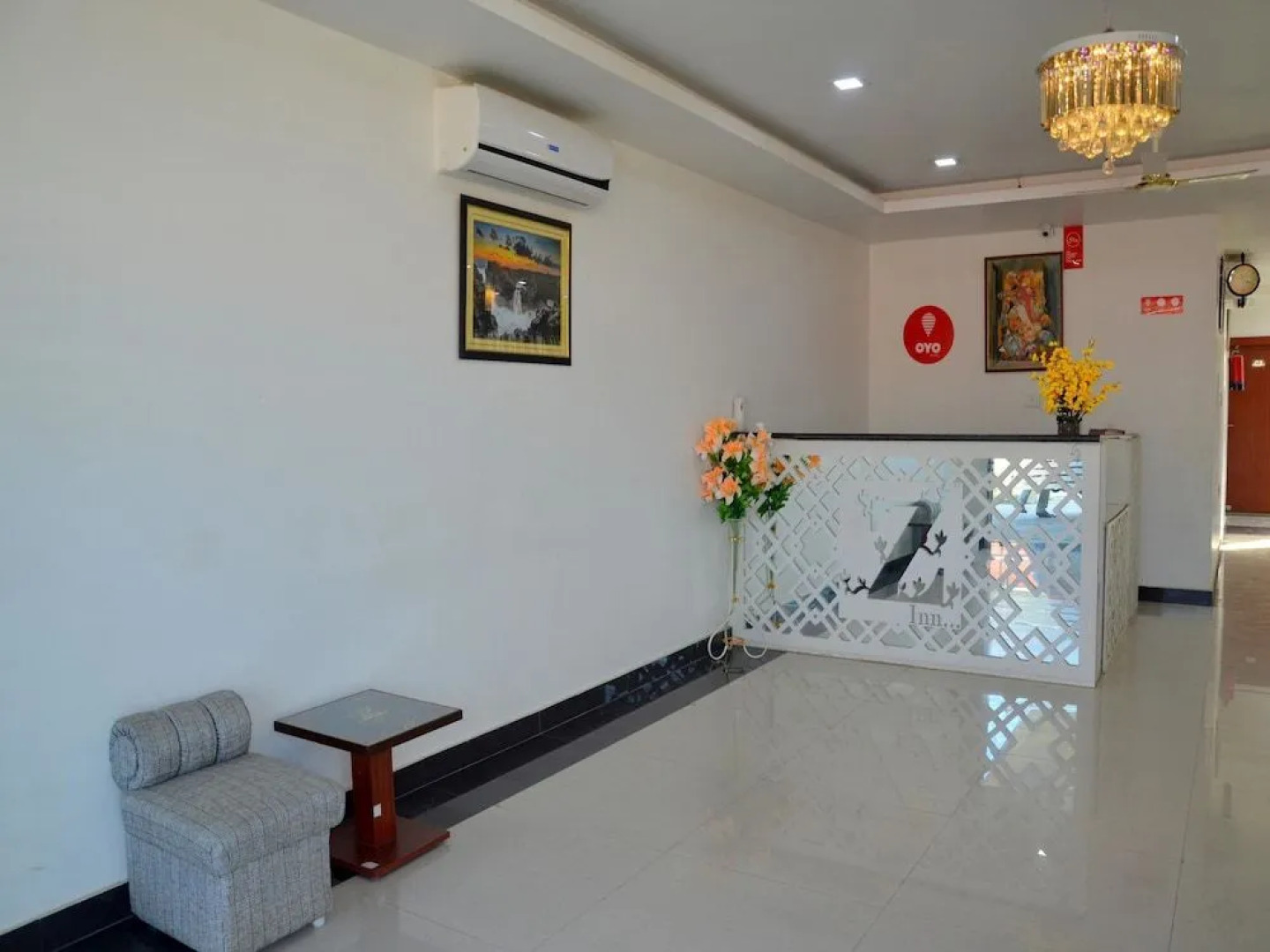 OYO 4308 Hotel Zaarang Inn