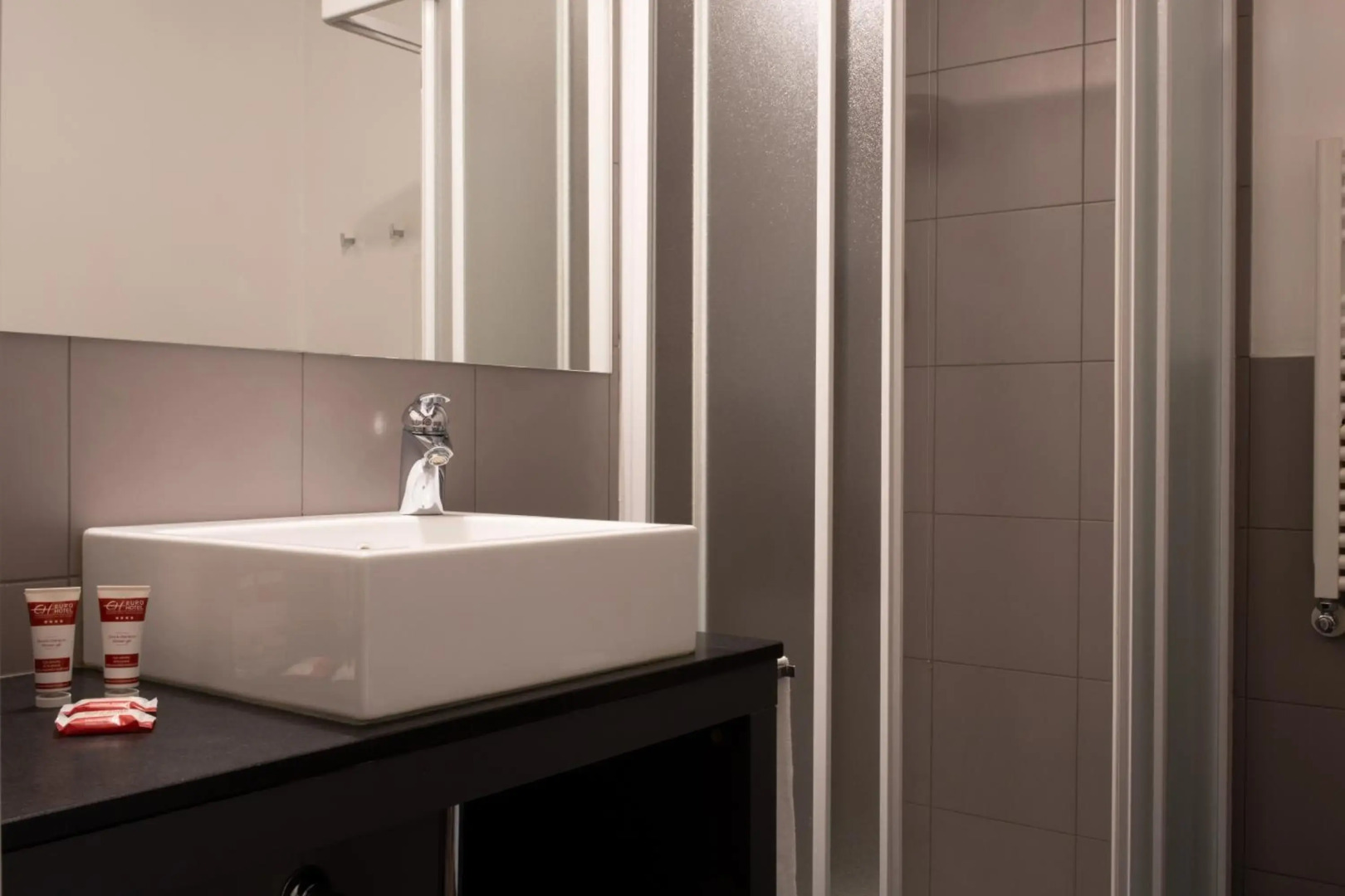 Euro Hotel Residence