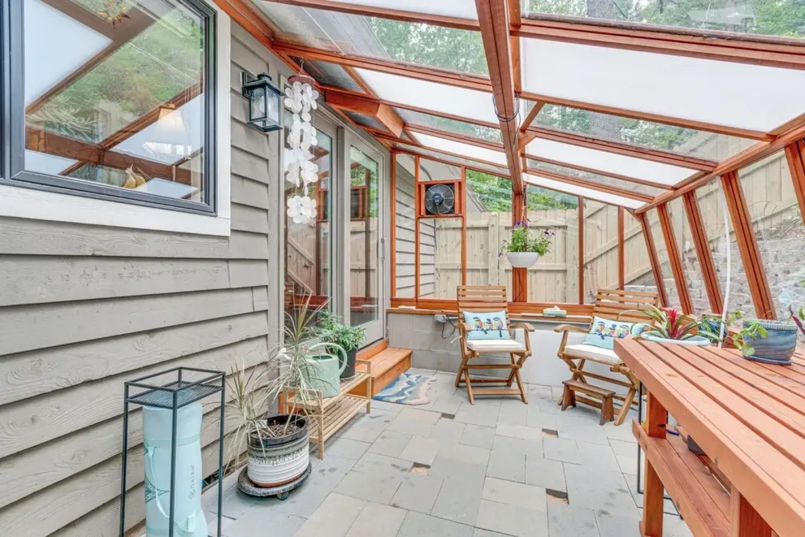 Cozy Hideaway w/ Grill, 17 Mi to Asheville