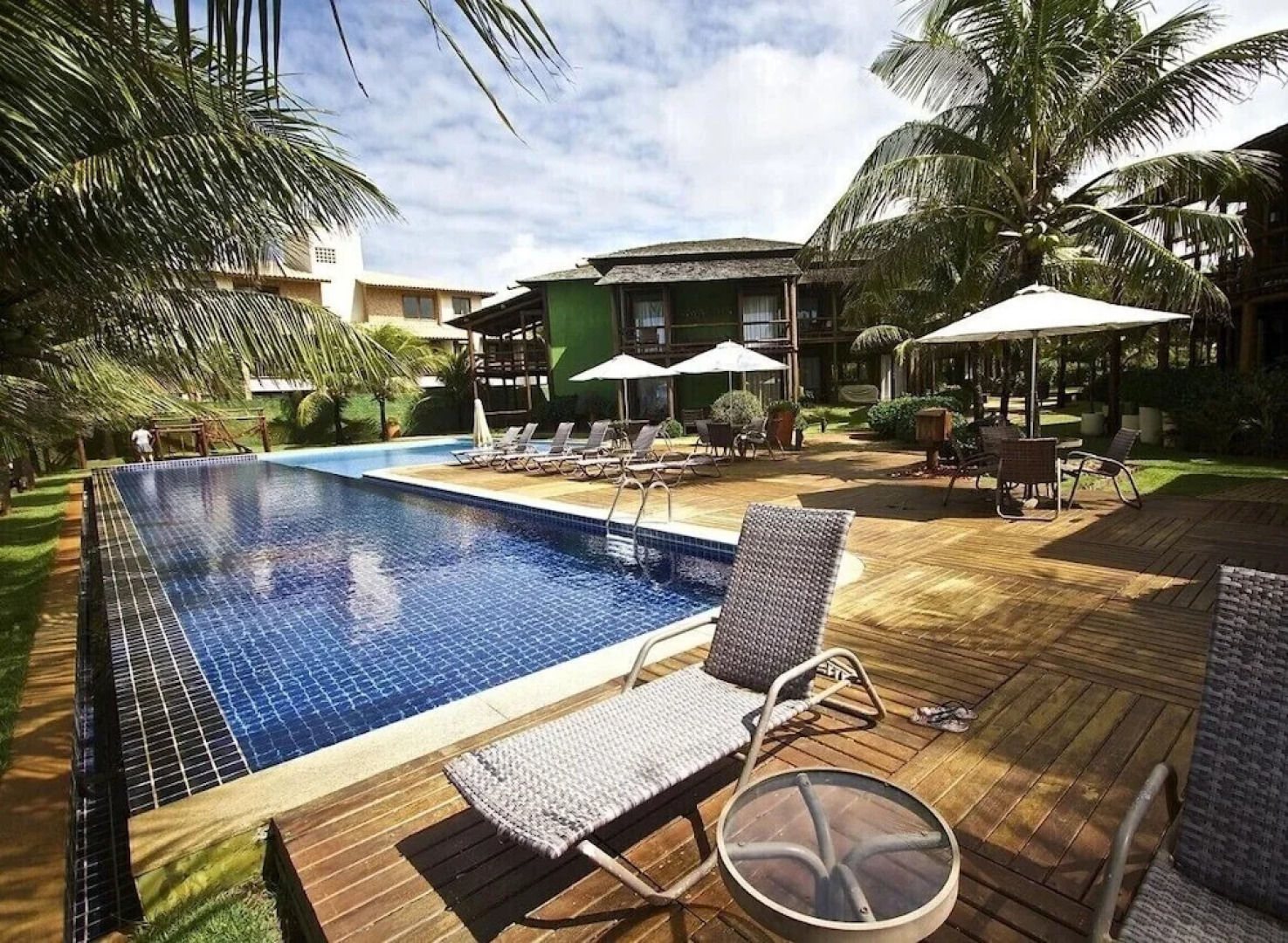 IT02 Bangalo 2 Suites em Itacimirim