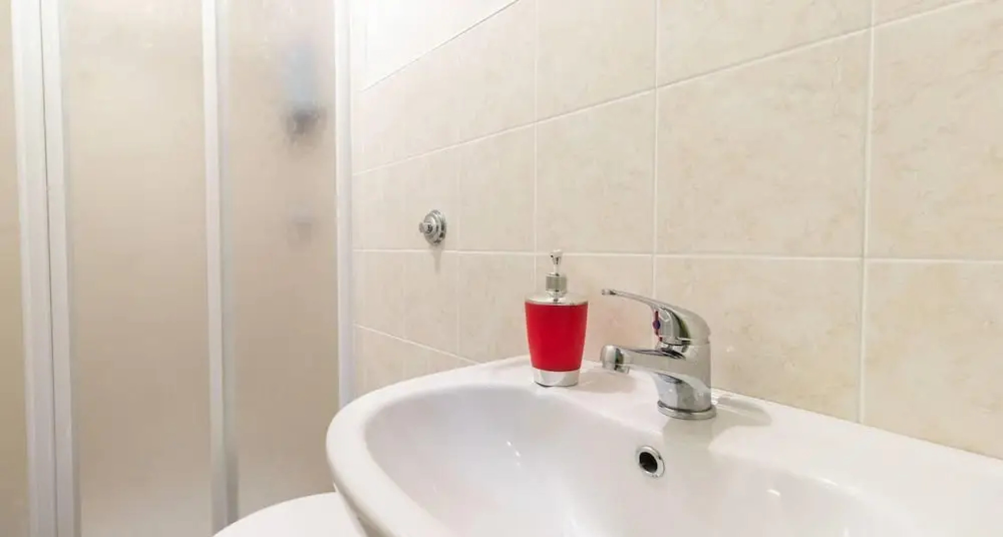 Studio in Castelbuono with wonderful city view balcony and WiFi 13 km from the beach