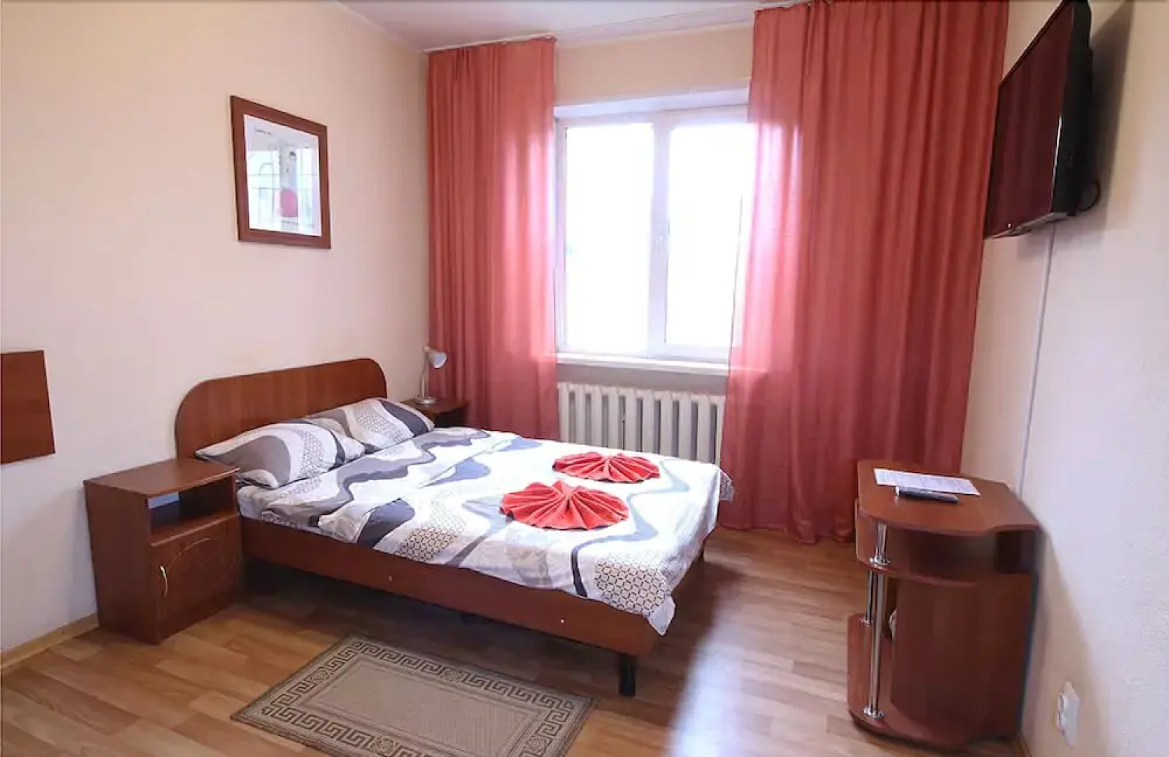 Вернадського 4 CityRooms