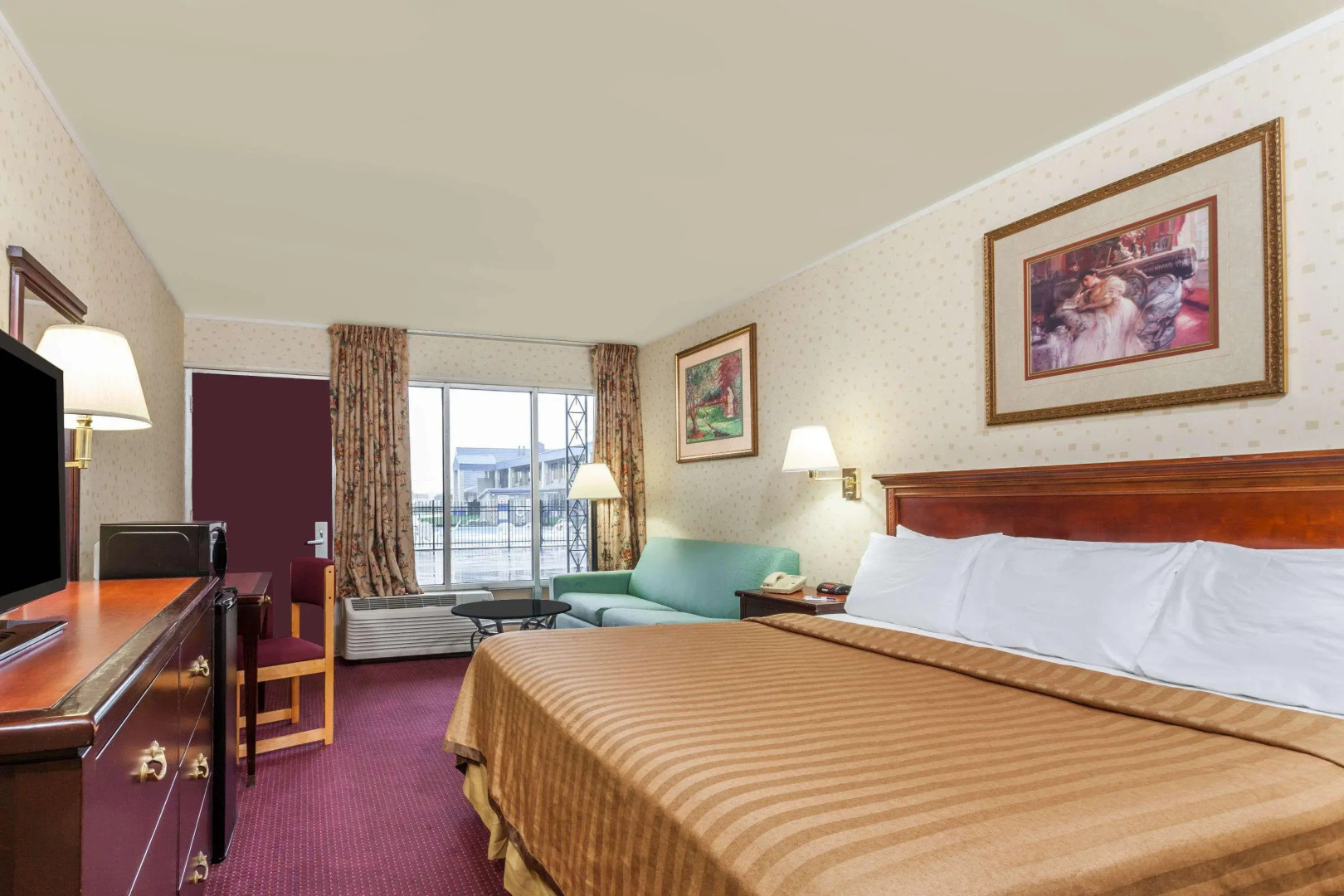 Travelodge by Wyndham Seymour