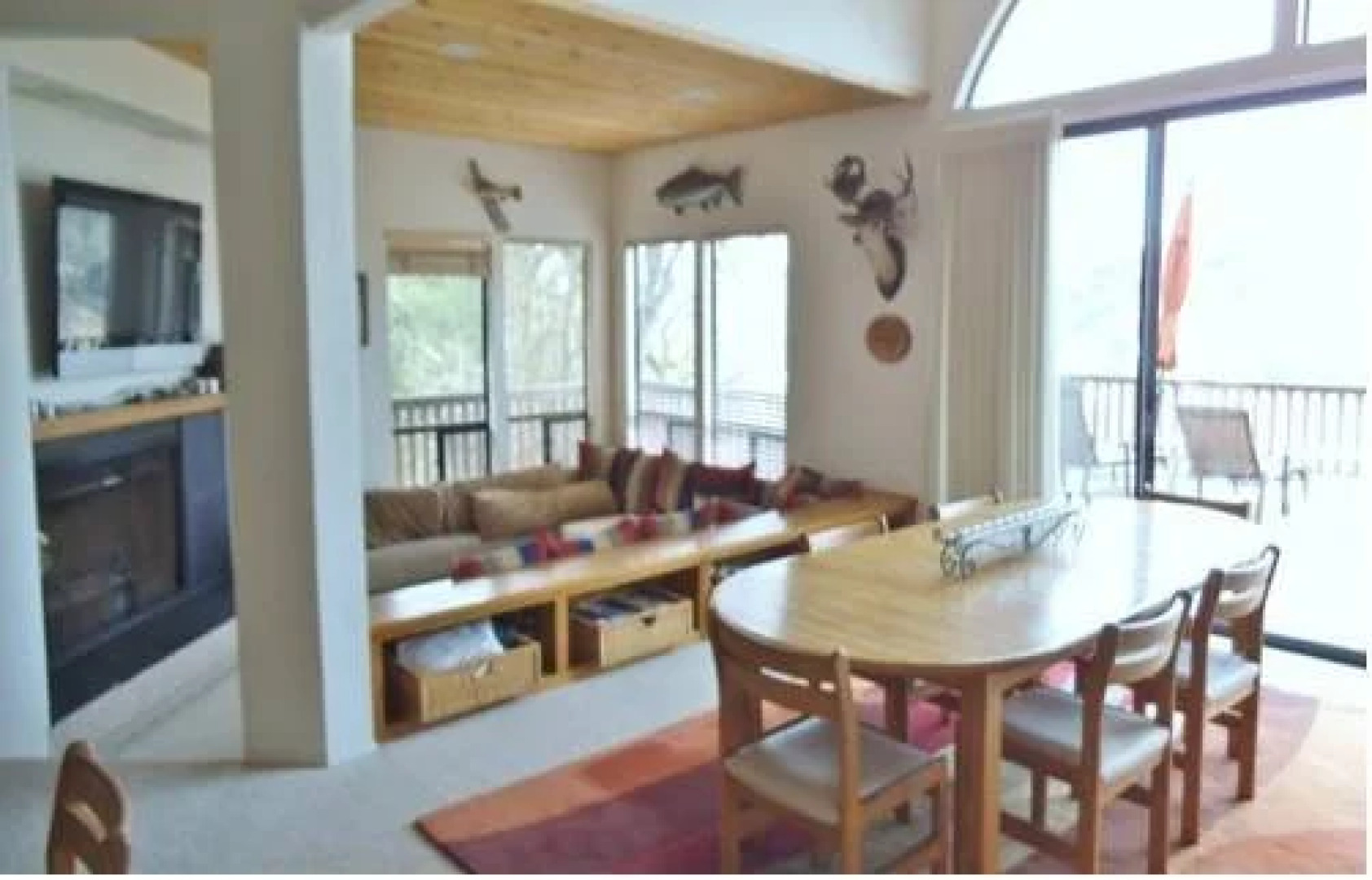 Cois Dara at Lake Nacimiento in Paso Robles Wine Country