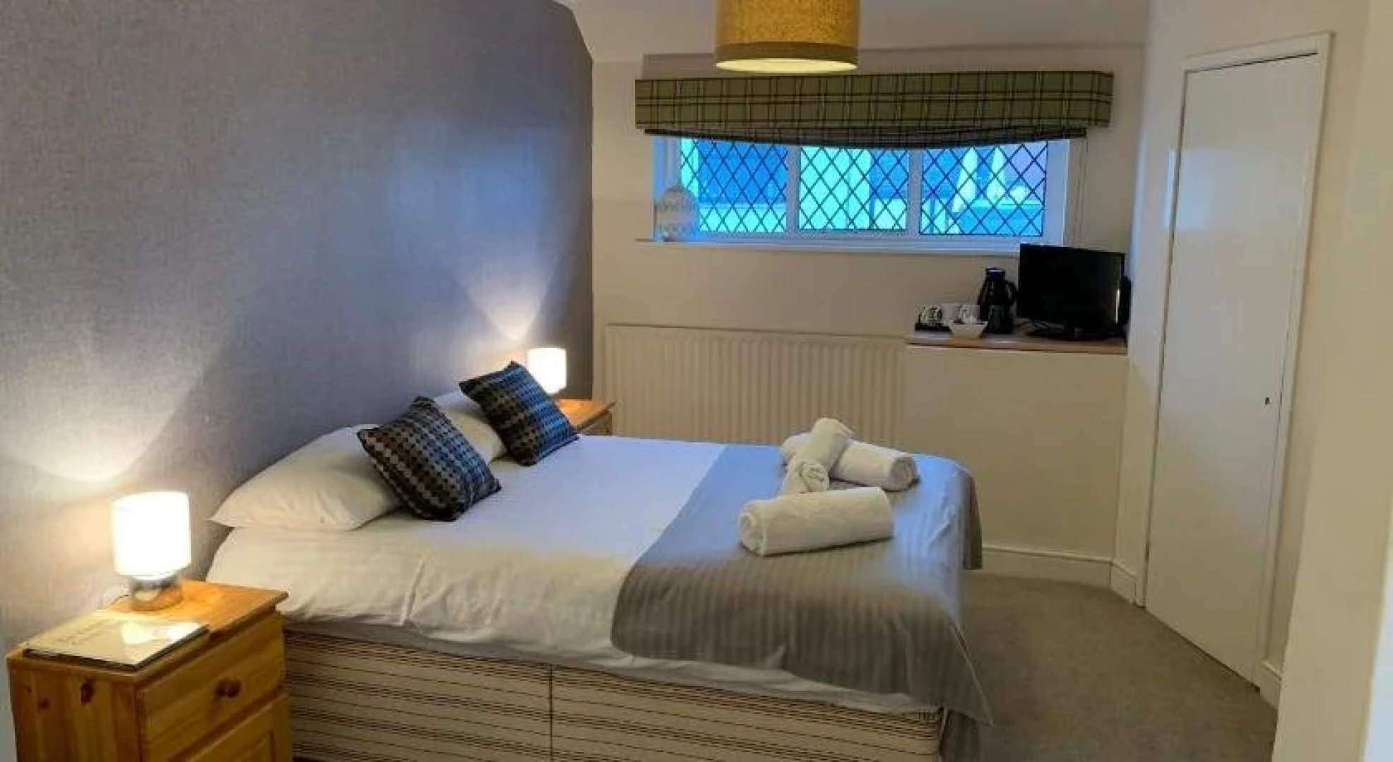 Chequers Country Inn