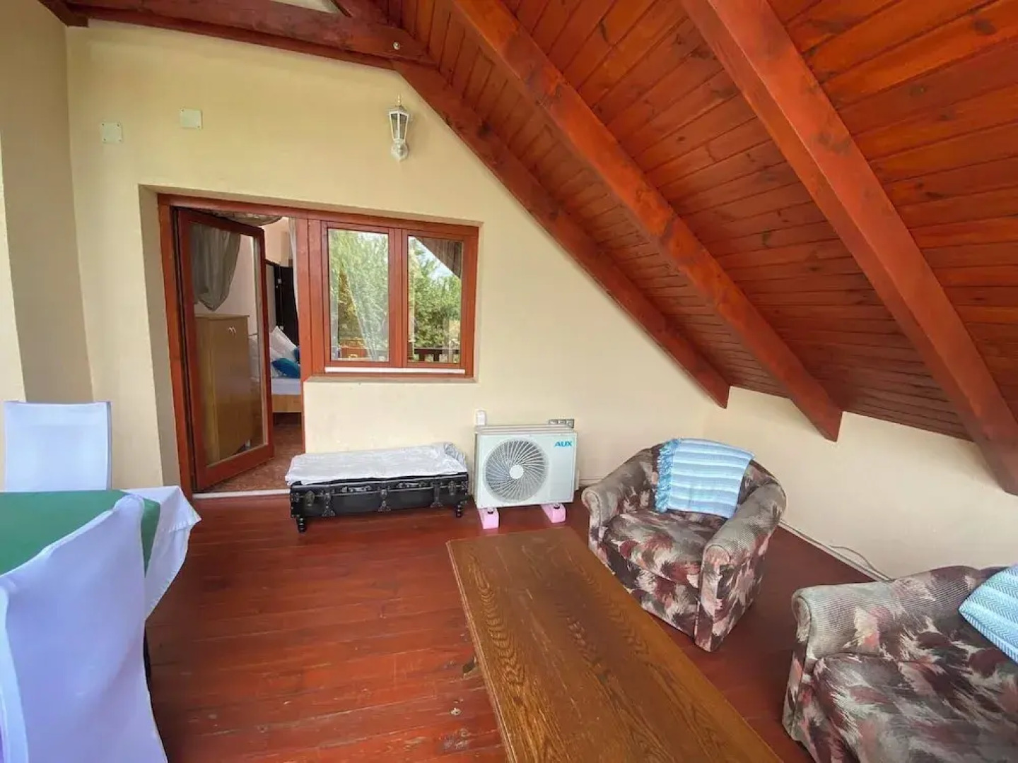 Nora Guesthouse Bed and Breakfast