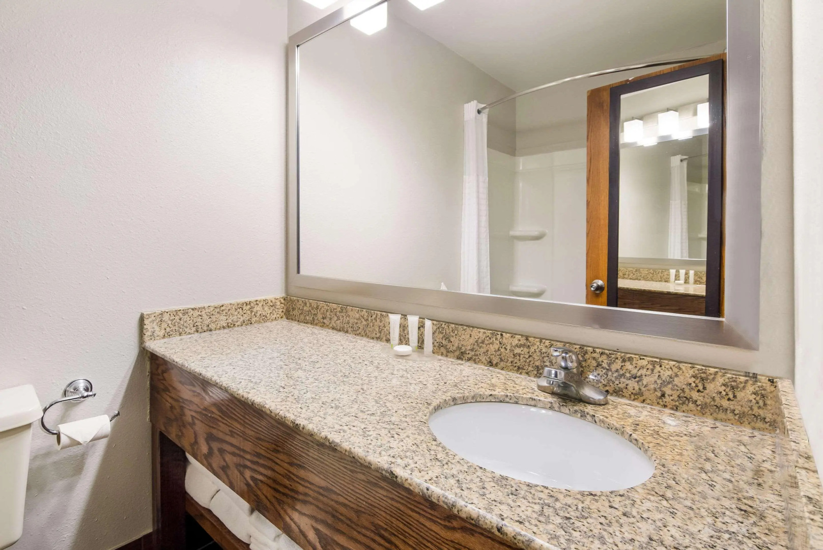 Spark by Hilton Abingdon I-81 near Fairgrounds