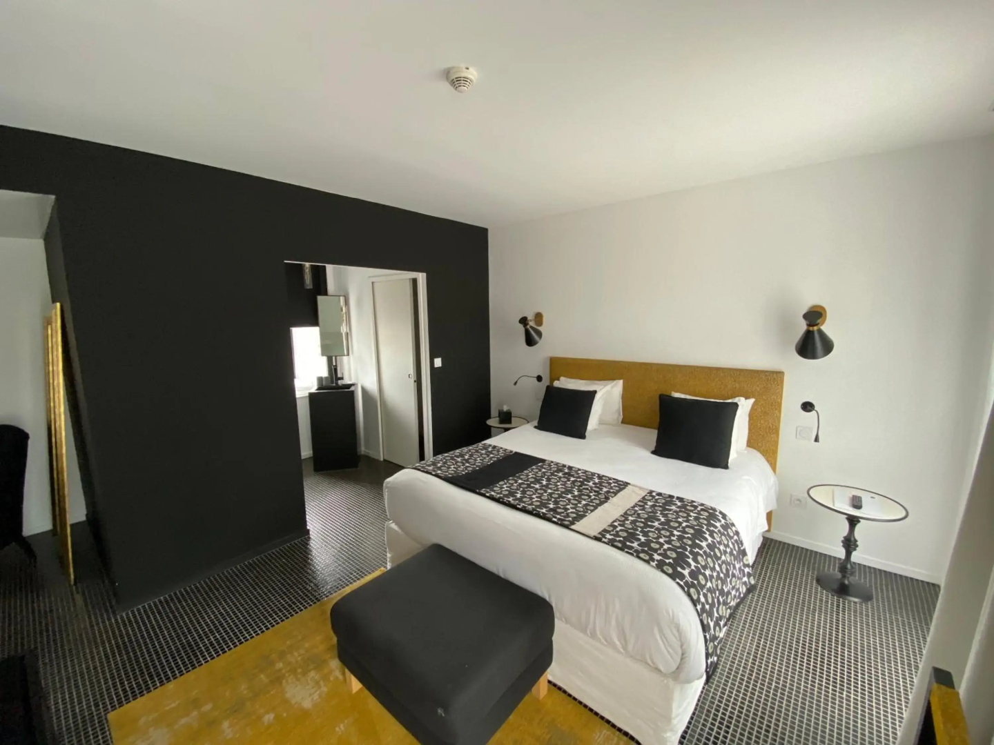 Pont Levis Hôtel By Franck Putelat