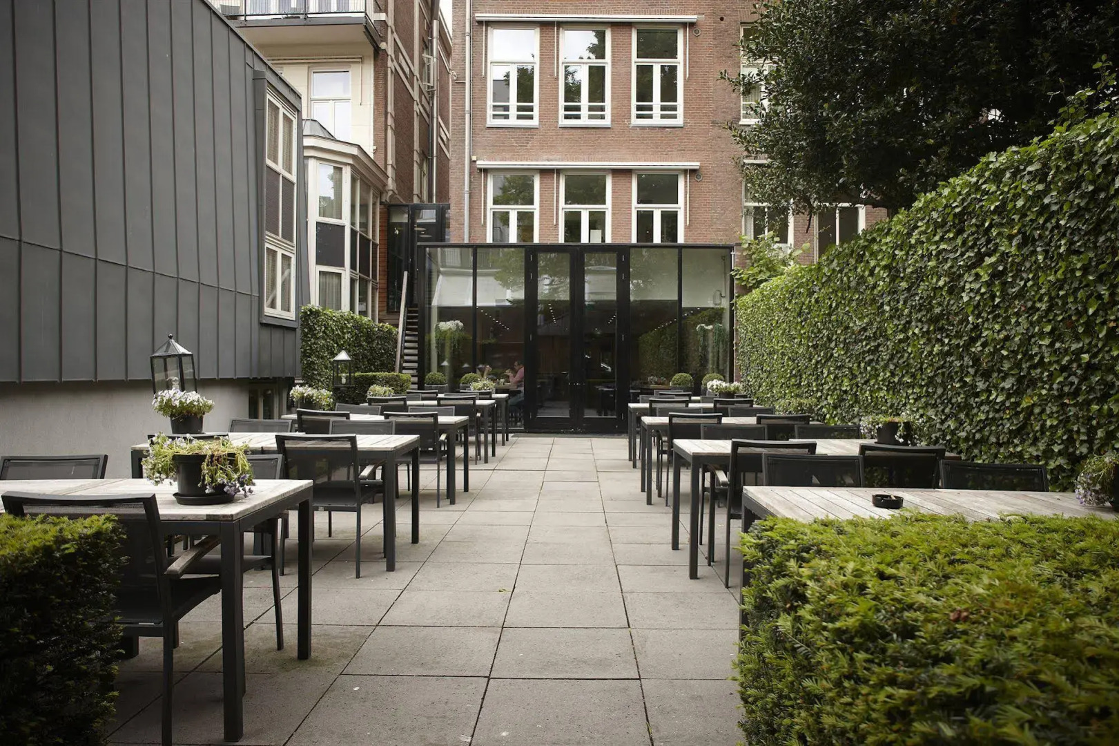 S&A Vondel Park Hotel