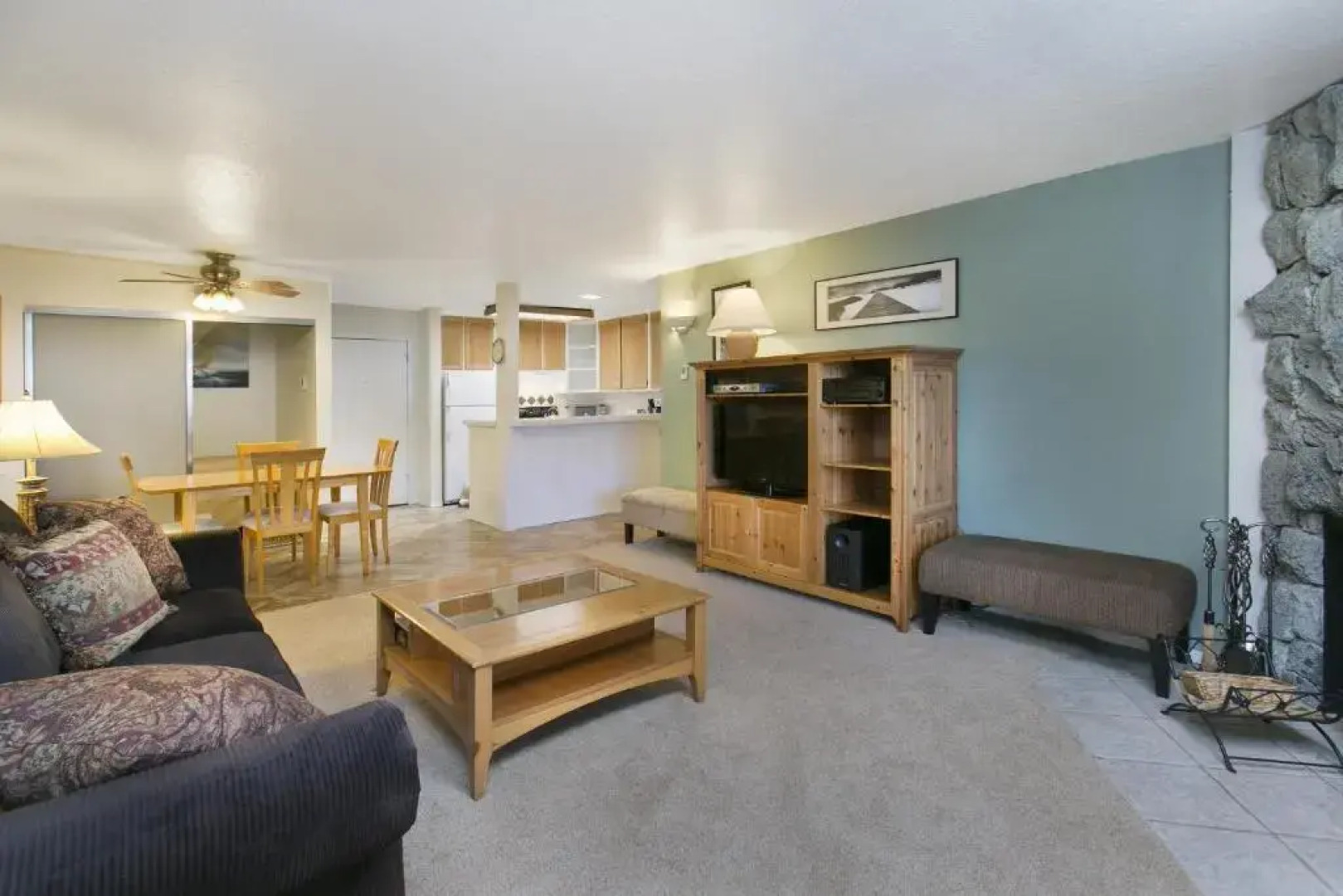 The Summit Condominiums by 101 Great Escapes