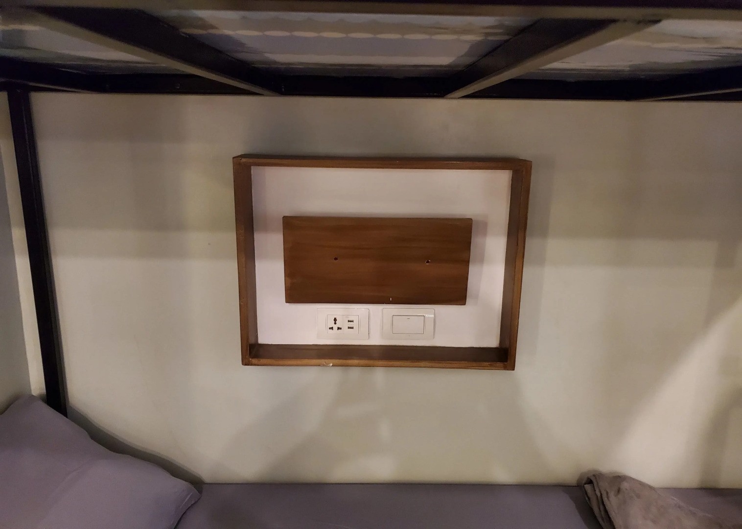 Outpost Hostel - Coron