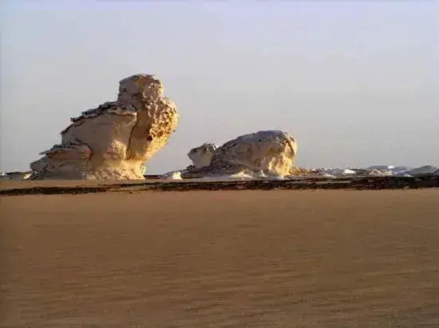 Sandrose Baharia Hotel