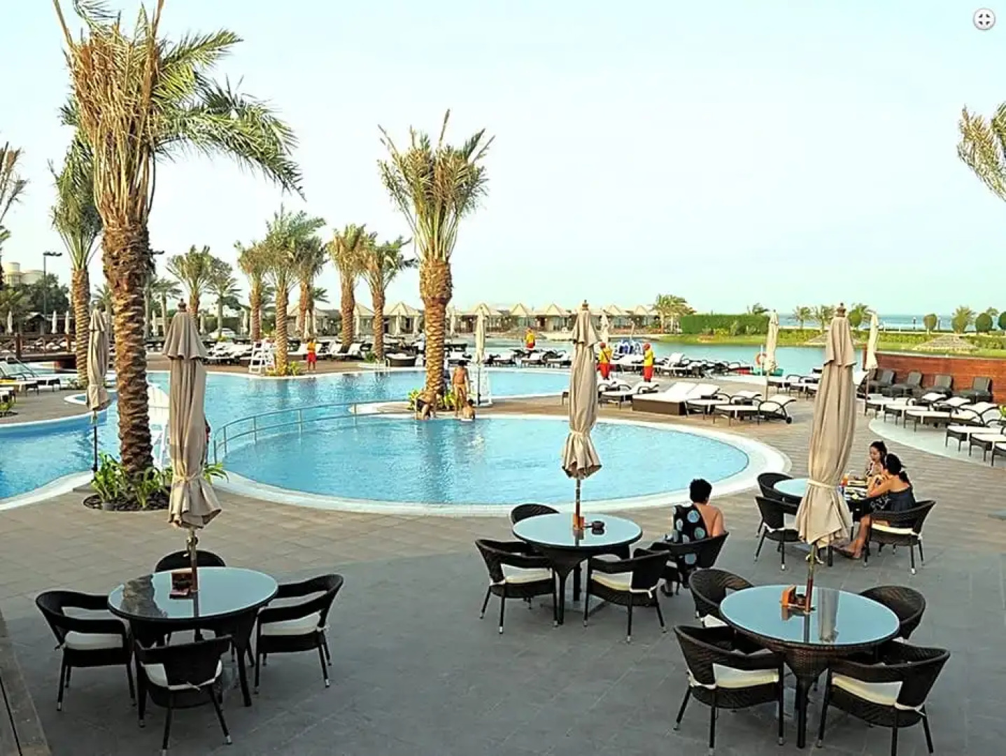Al Bander Hotel & Resort
