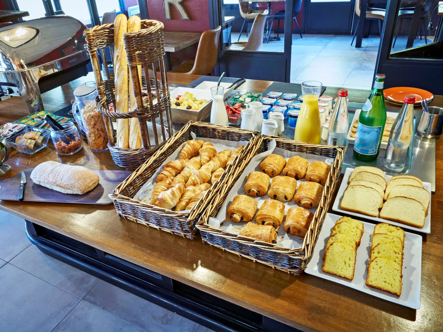 Kyriad Lille Est - Hem