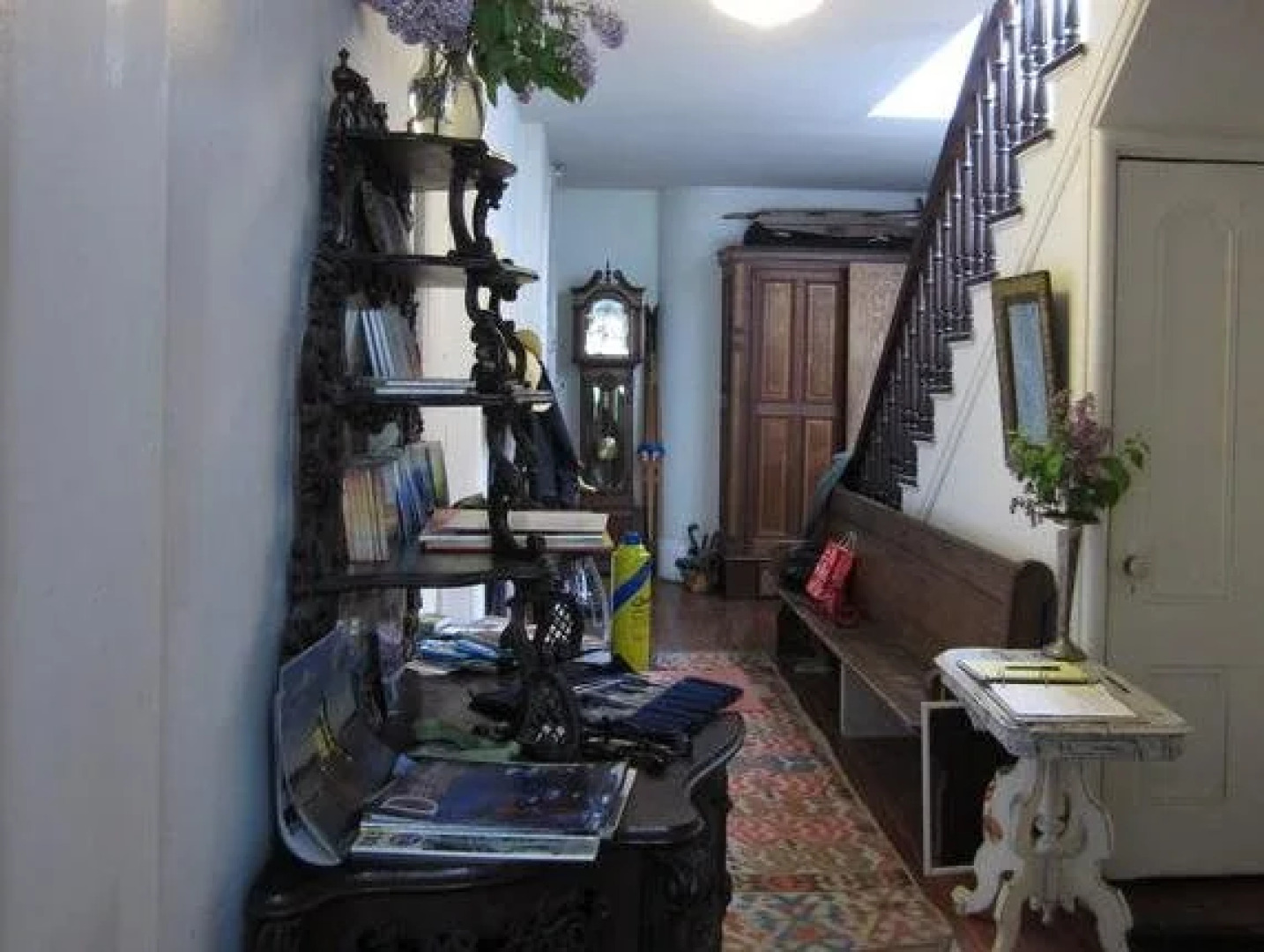 Church Des Artistes Guest House