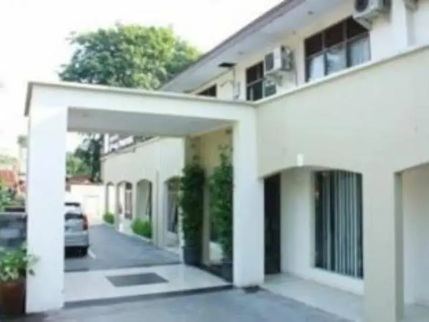 RedDoorz @ Jalan Sriwijaya Semarang