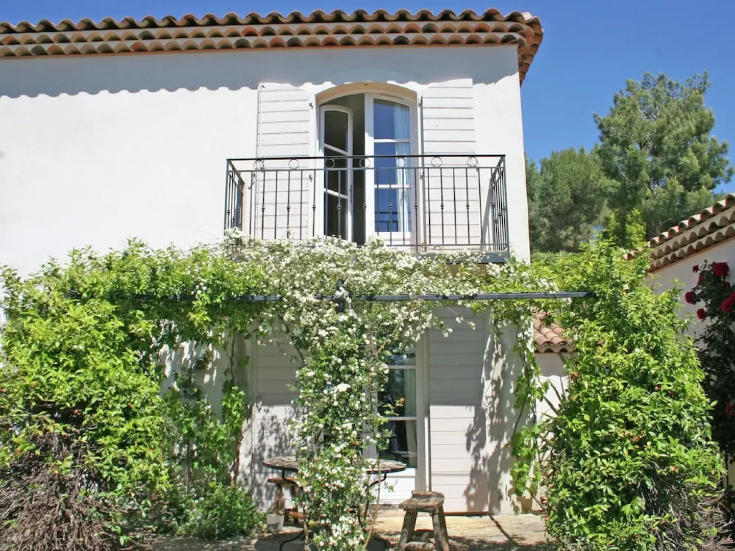 Deluxe Villa in La Cadière D'azur With Pool & Views