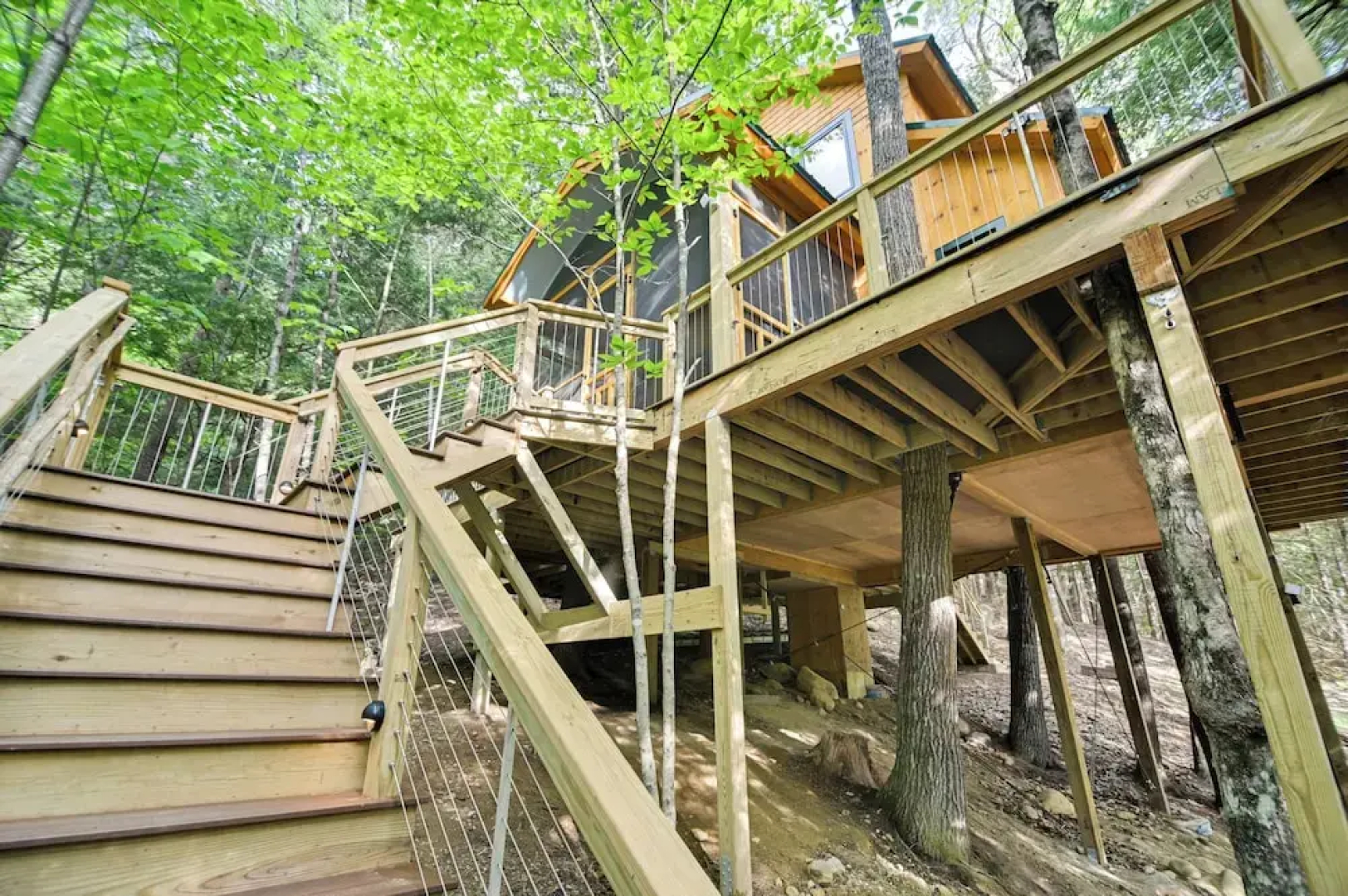 Tree House w/ Hot Tub: Near Sunday River Resort!