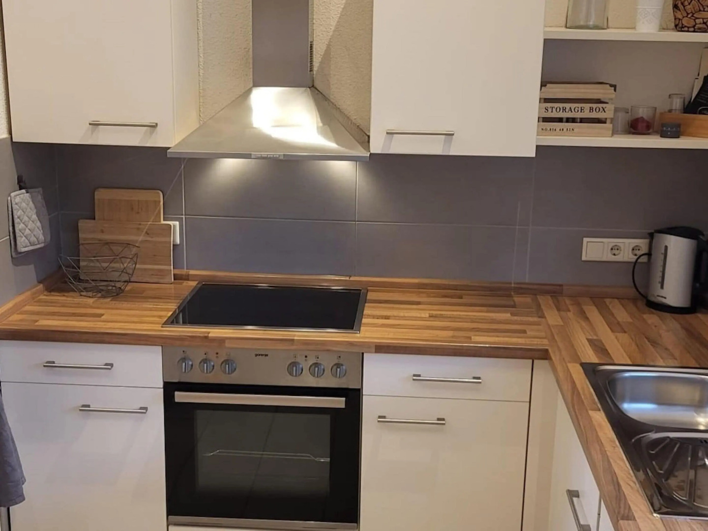 Cozy Holiday Home in Willersdorf With Pond