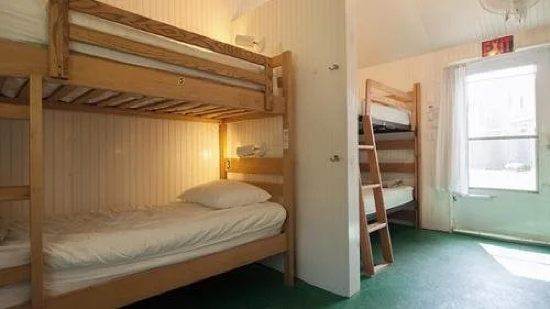 HI Eastham - Hostel