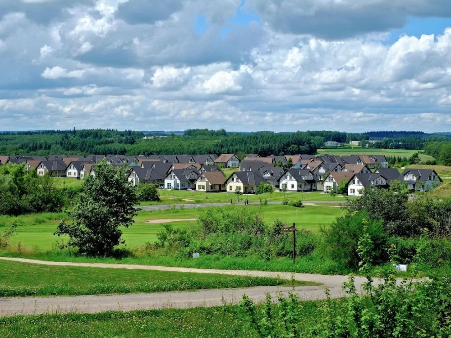 Nice Villa With Washing Machine, Close to the River Moselle