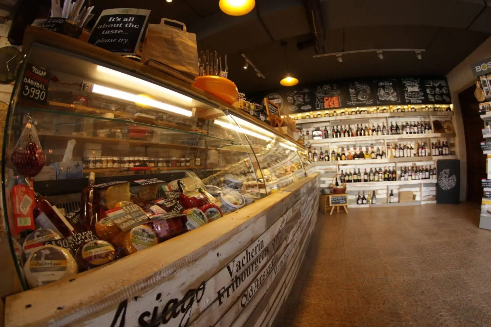 Сити Отель (City Hotel)