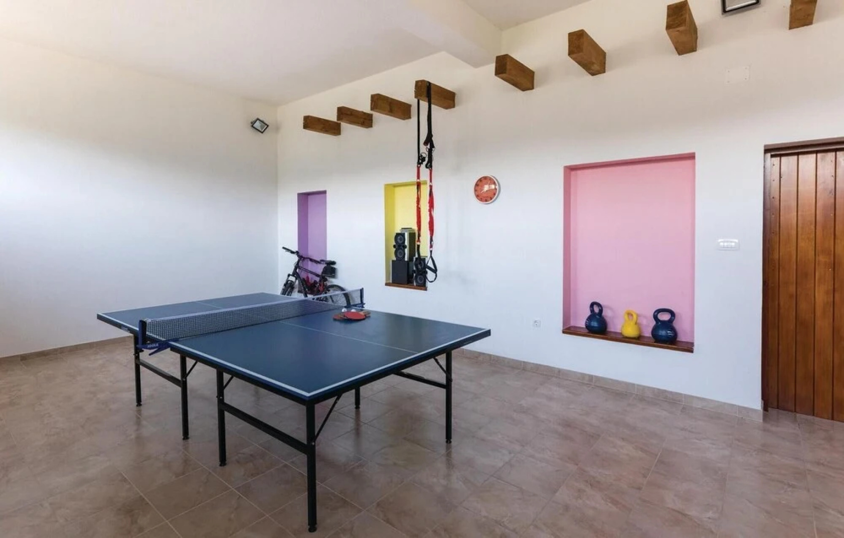 Stunning Home in Bacina With 4 Bedrooms, Wifi and Outdoor Swimming Pool