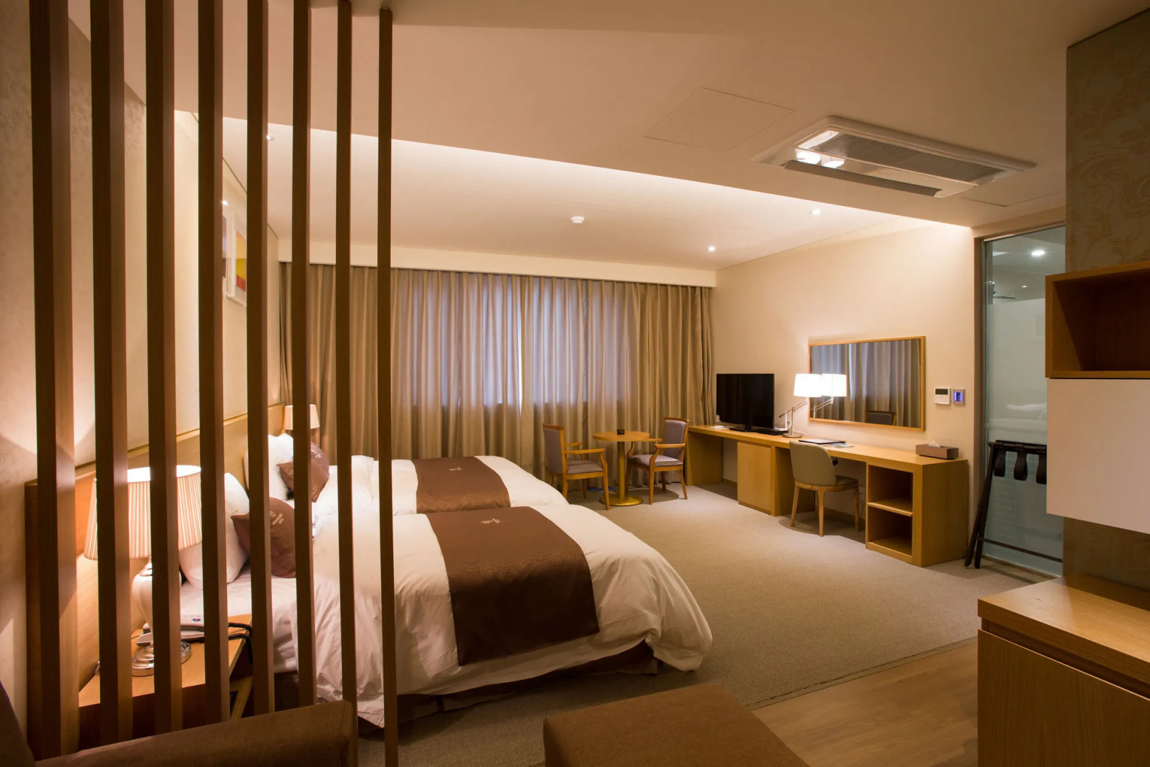 Dong Gyeong Hotel