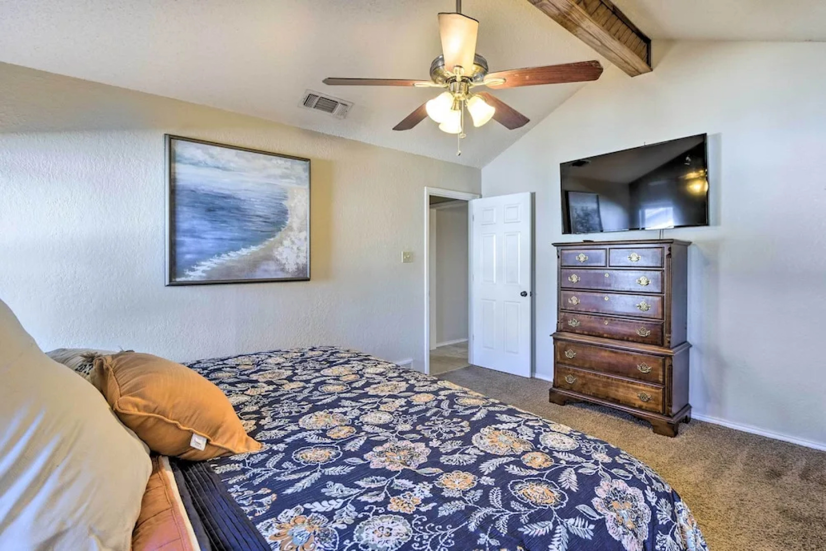 Granbury Home w/ Lake Granbury Access + Dock!