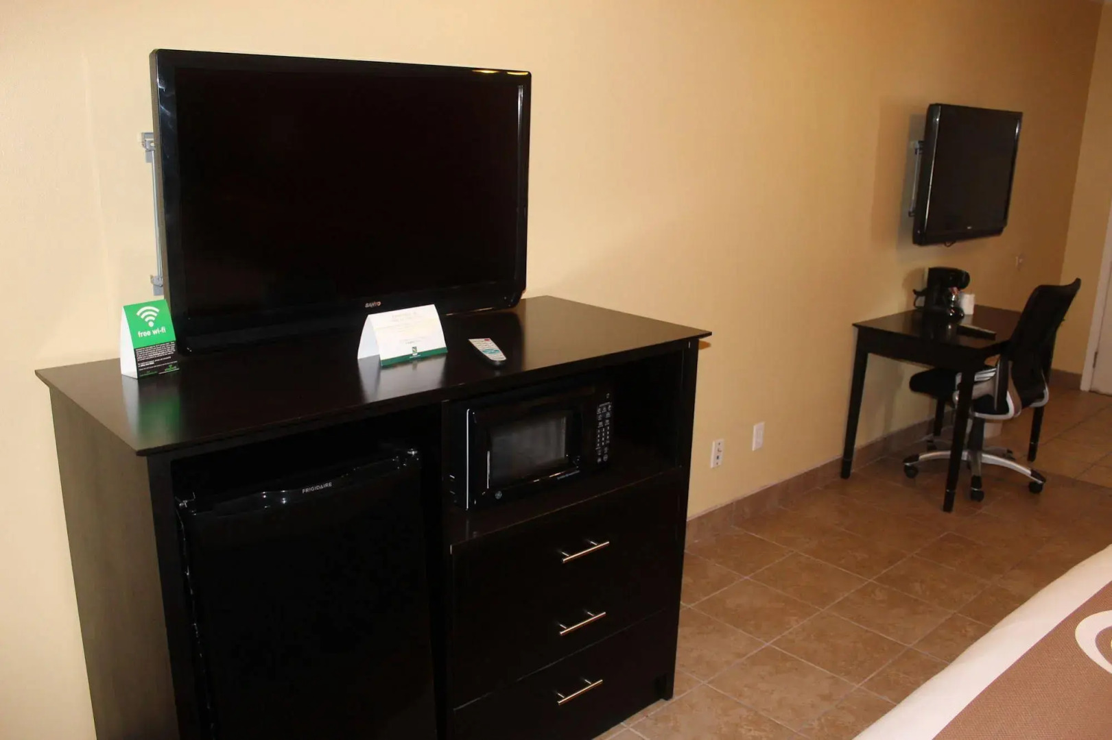Quality Inn & Suites at The Outlets Mercedes/Weslaco