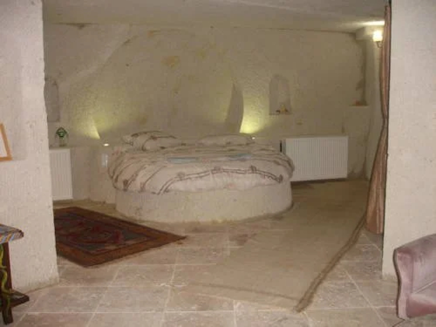 wonderland cave hotel