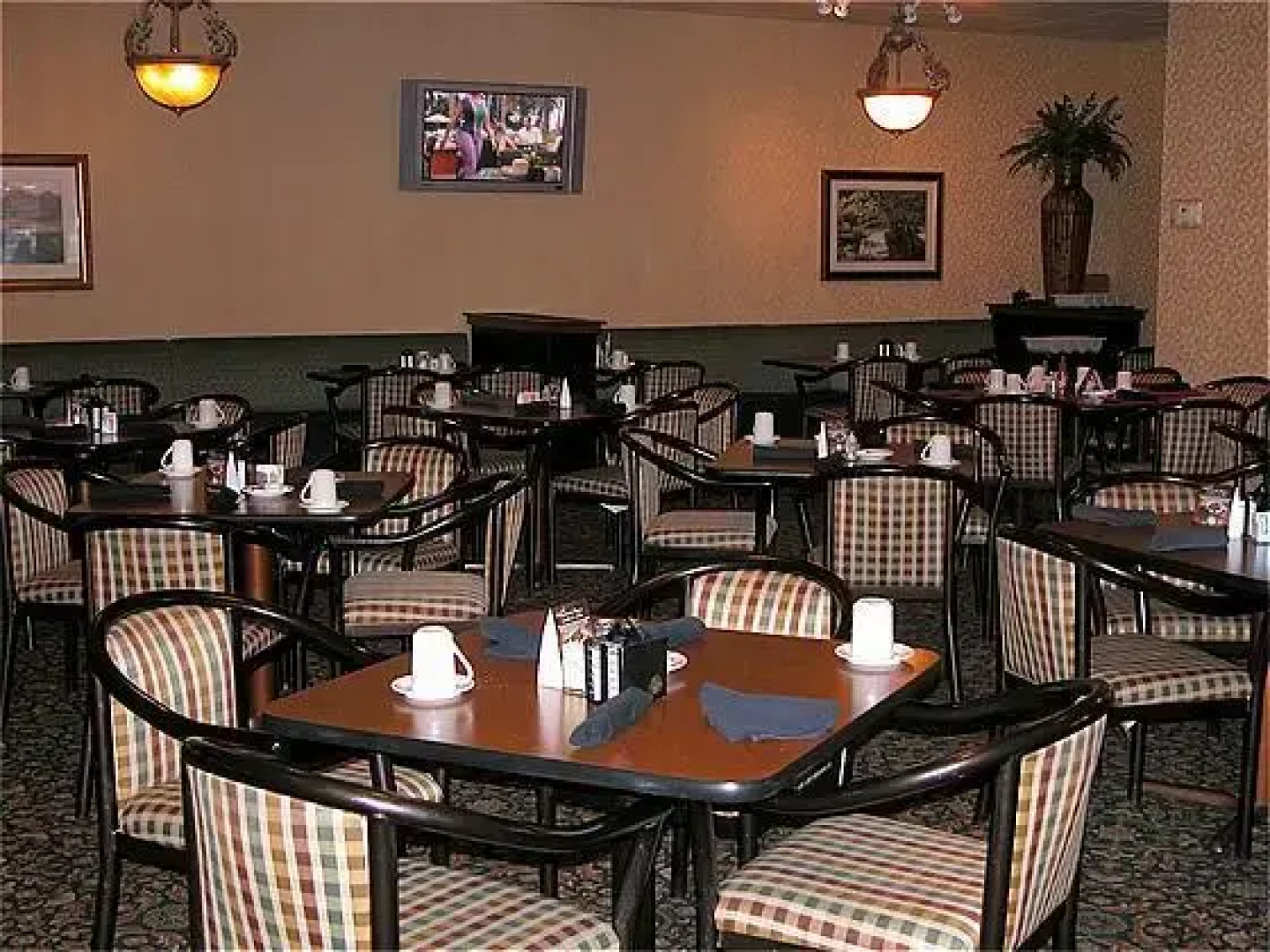 Haven Hotel By OYO Jonesboro University Area