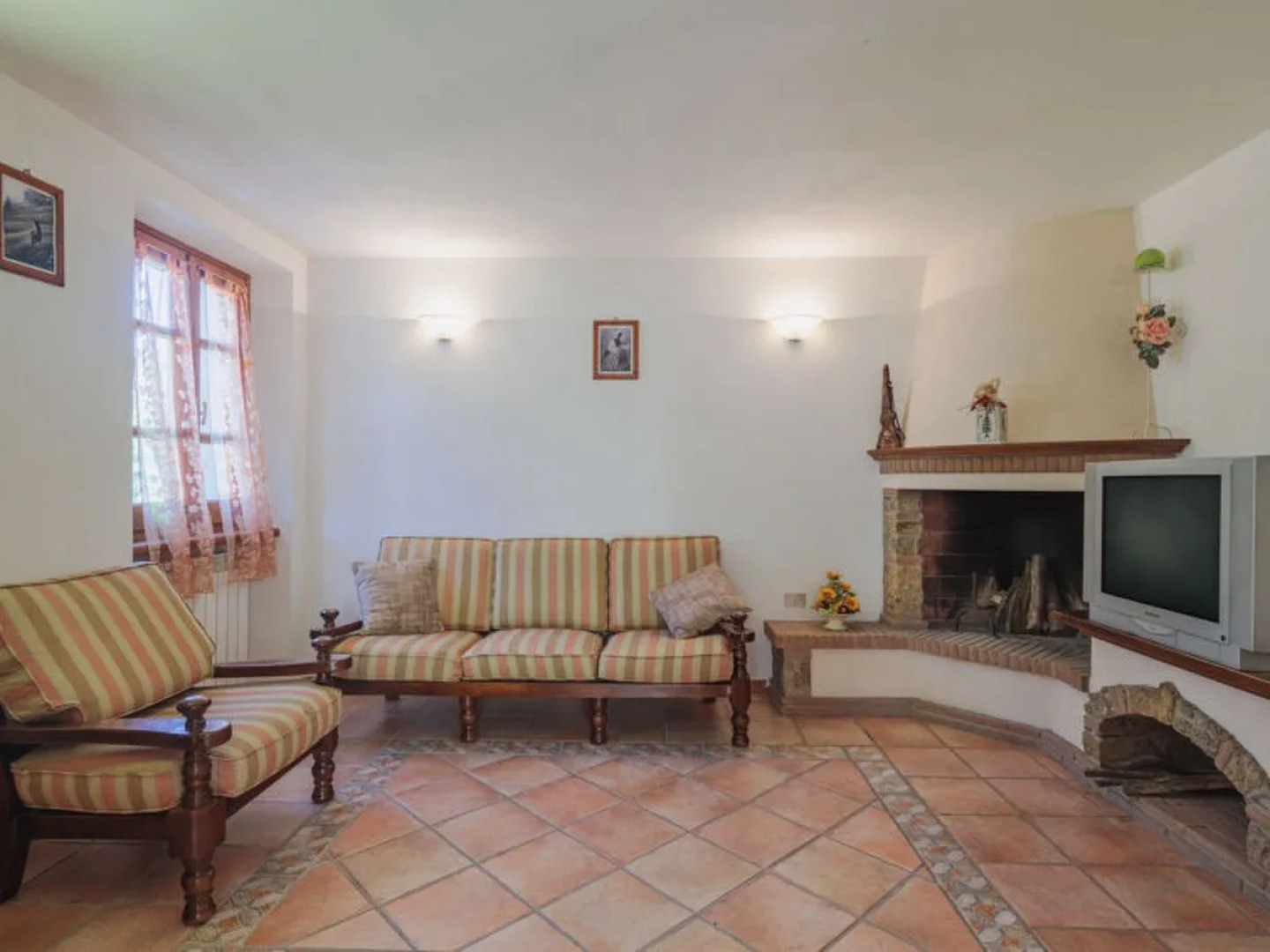 House Da Franca Pietrasanta