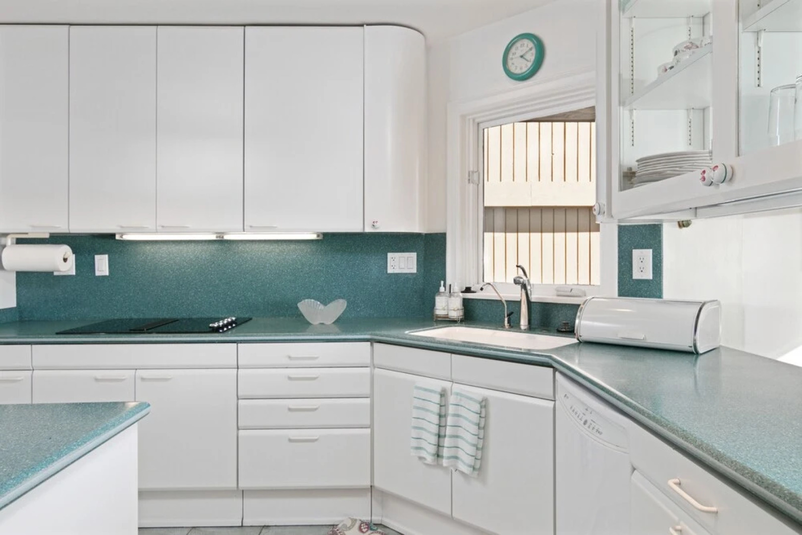 3498 W Pacific Coast Hwy Home 4 Bedrooms 3 Bathrooms Home