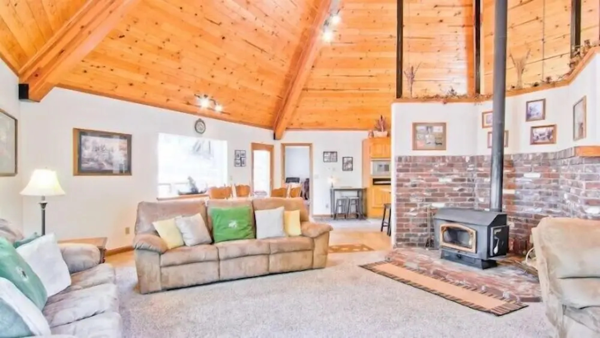 Scenic Wonders Coyote Creek 3 Bedrooms