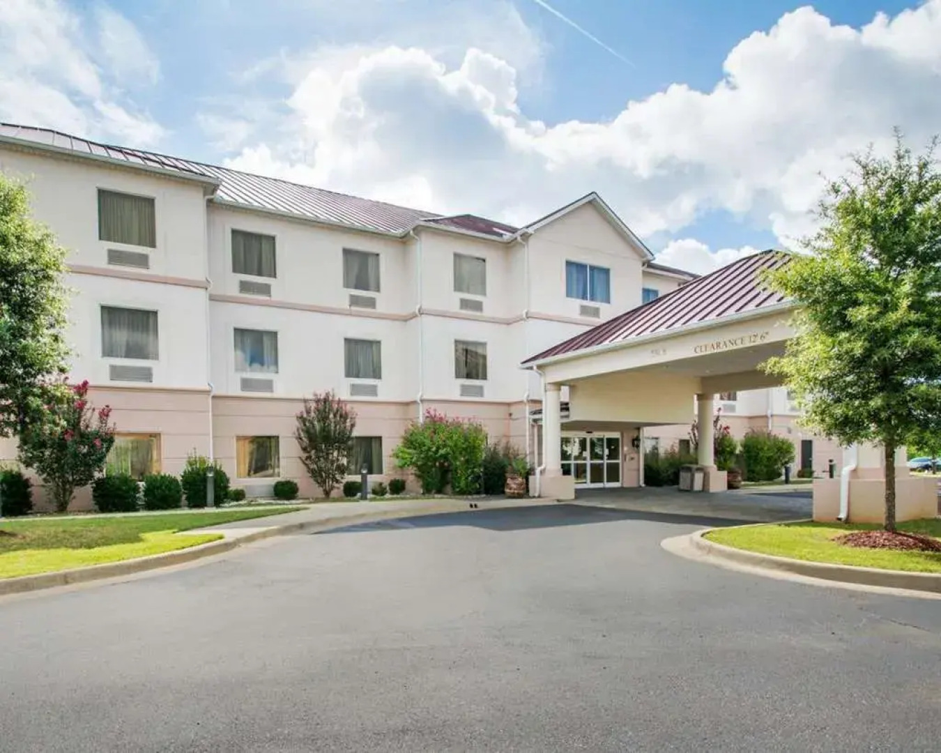 Comfort Suites Montgomery East Monticello Dr.