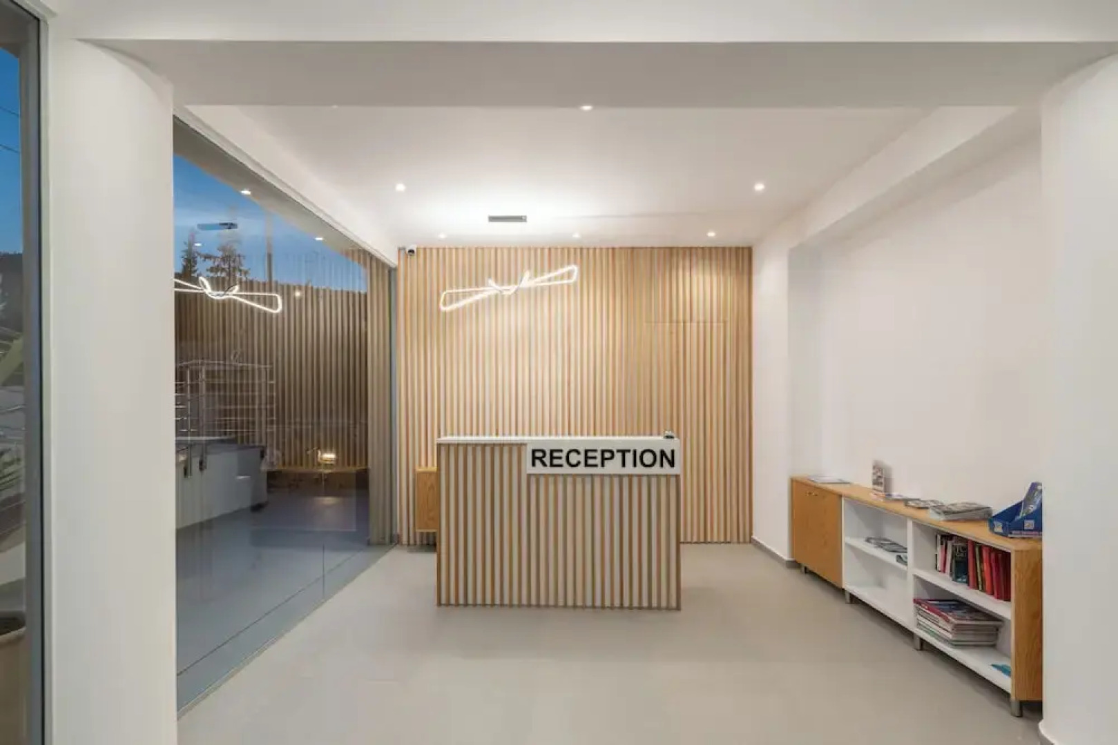 Golden Bee Lifestyle