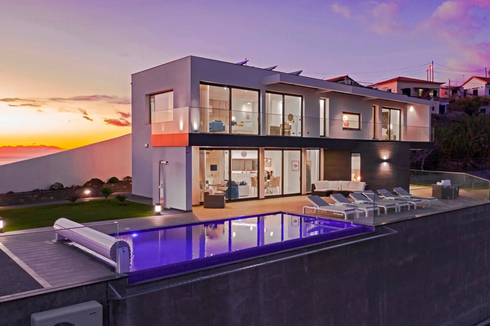 Luxury dream villa, magnificent 360º views of hills, coast and sea | Seacrest