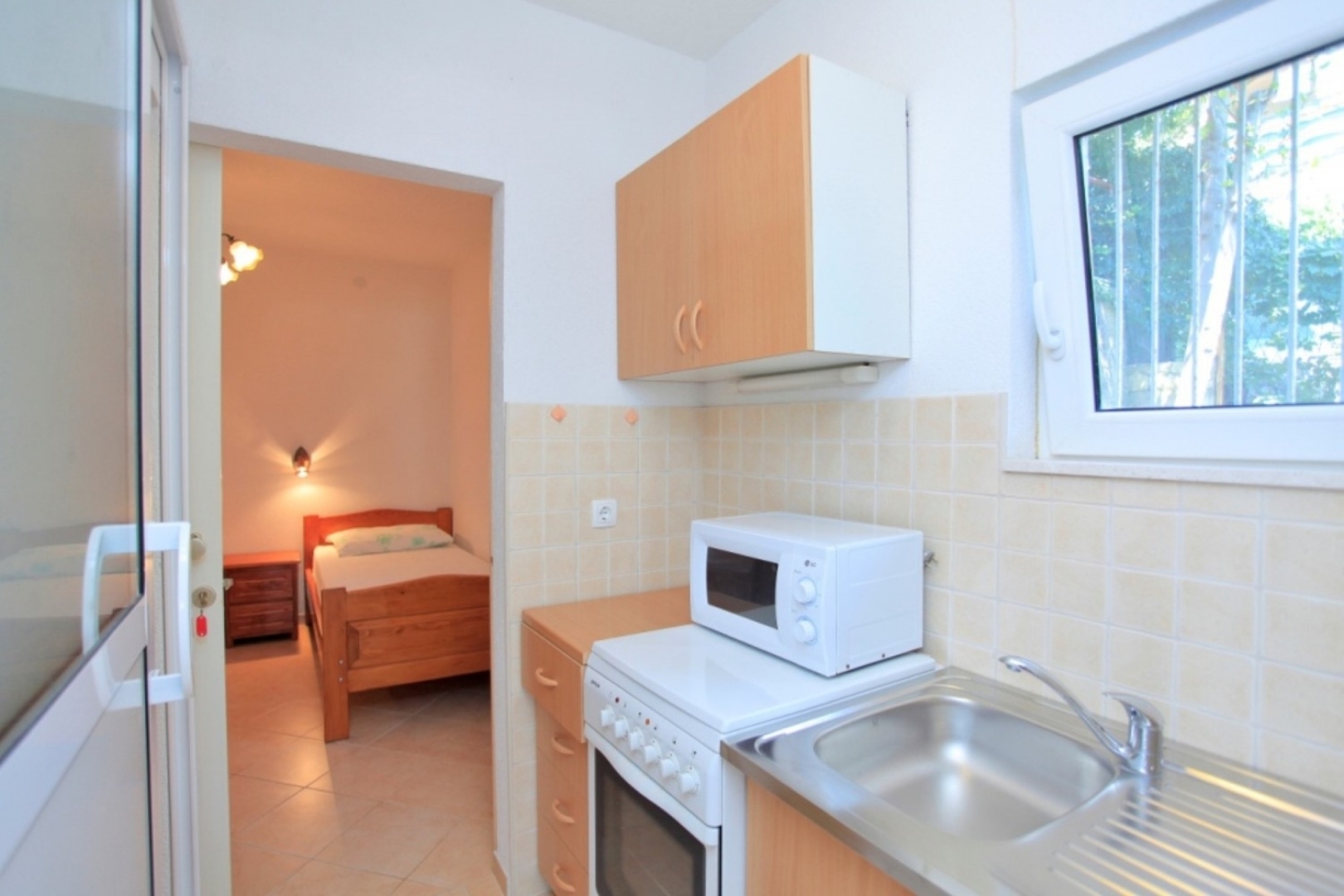 Apartment Jakica - family apartment with garden terrace A1 Mate Korcula, Island Korcula