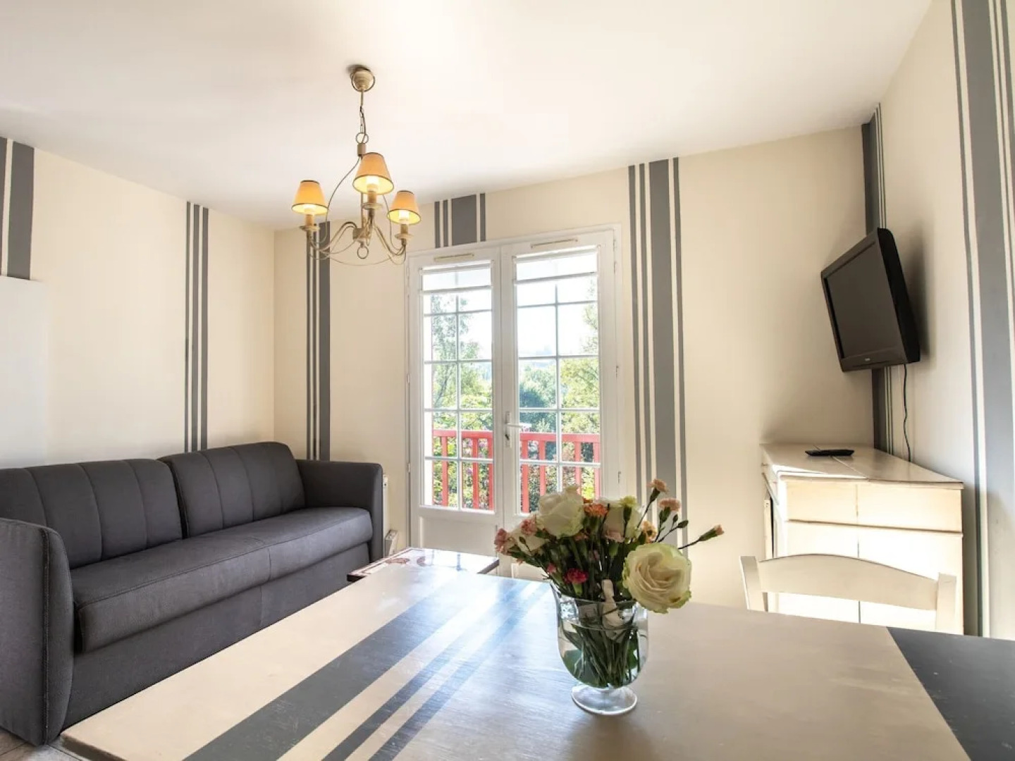 Colorful Apartment in Basque Style in a Green Environment