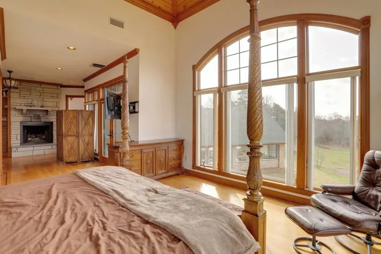 366 Shared Acres, Lake Access: Ozark Getaway!