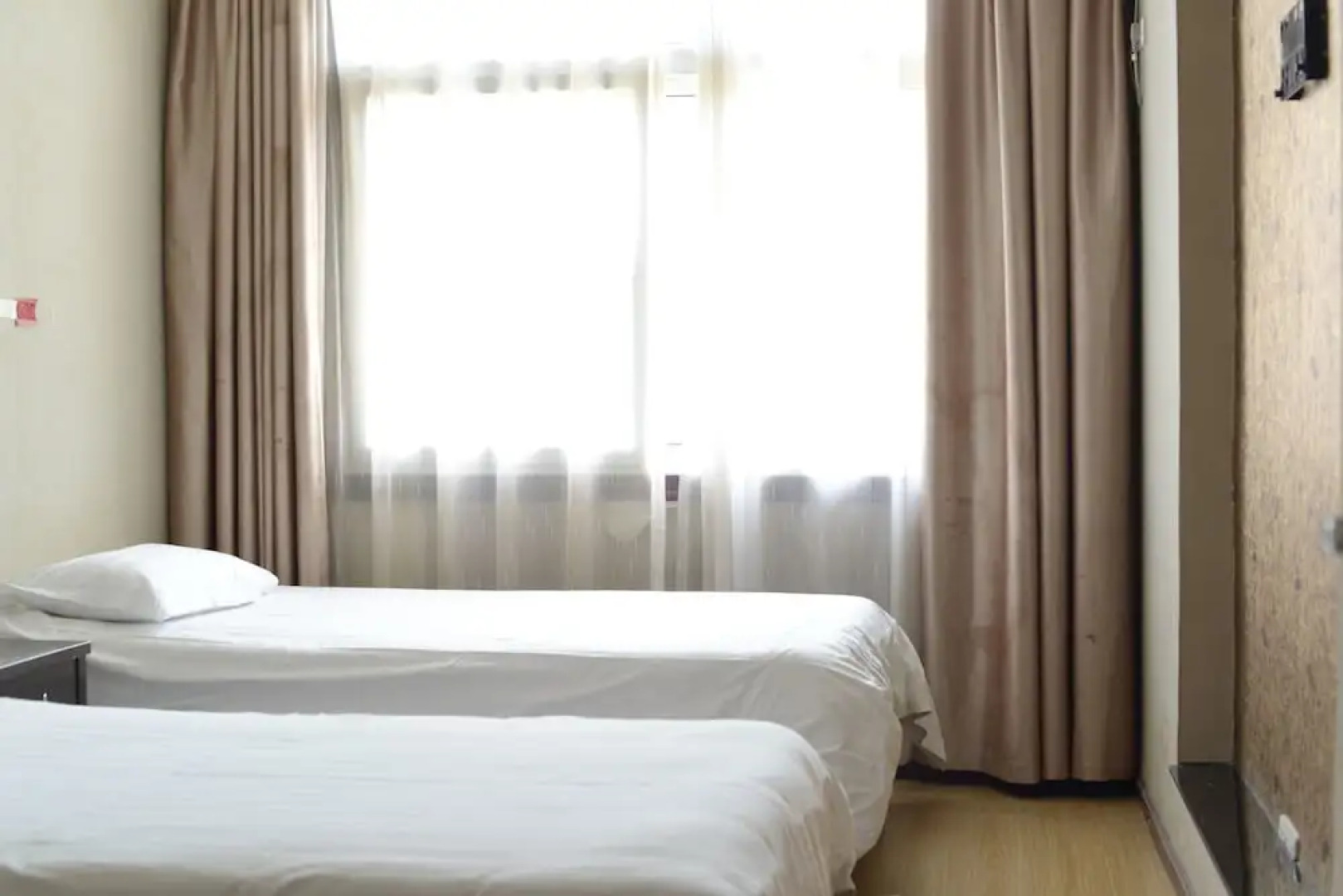 Wudang International Youth Hostel