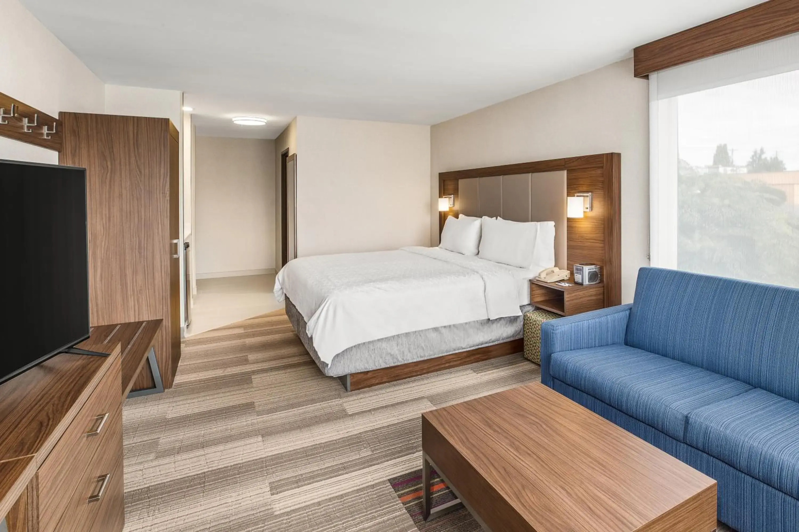 Holiday Inn Express & Suites Tacoma by IHG