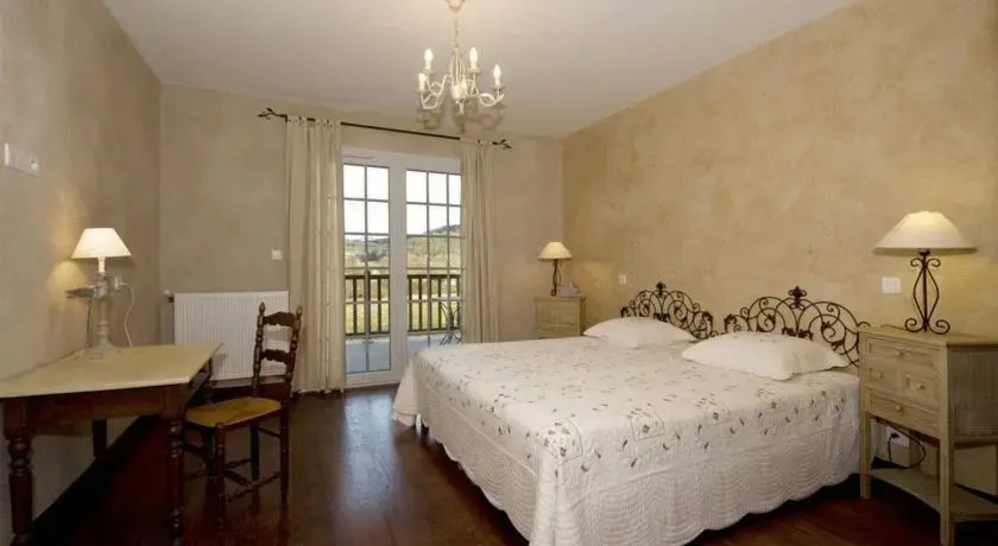 Chambres dHôtes "Entre Vignobles Et Vergers"