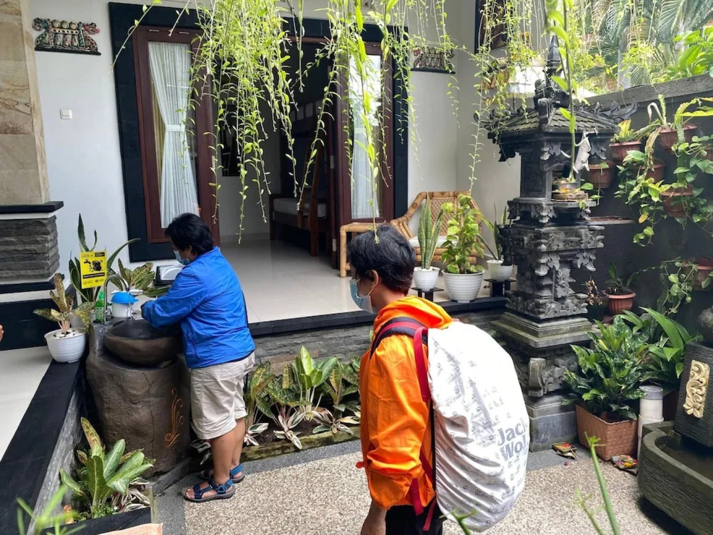 Suwardika Homestay and Dormitory - Hostel