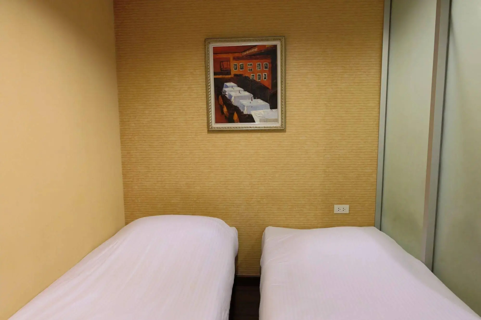 Take a Rest Hotel (Sukhumvit)