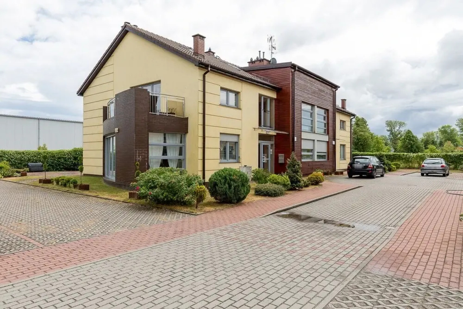 Jantar Rodzinny apartament z ogrodem