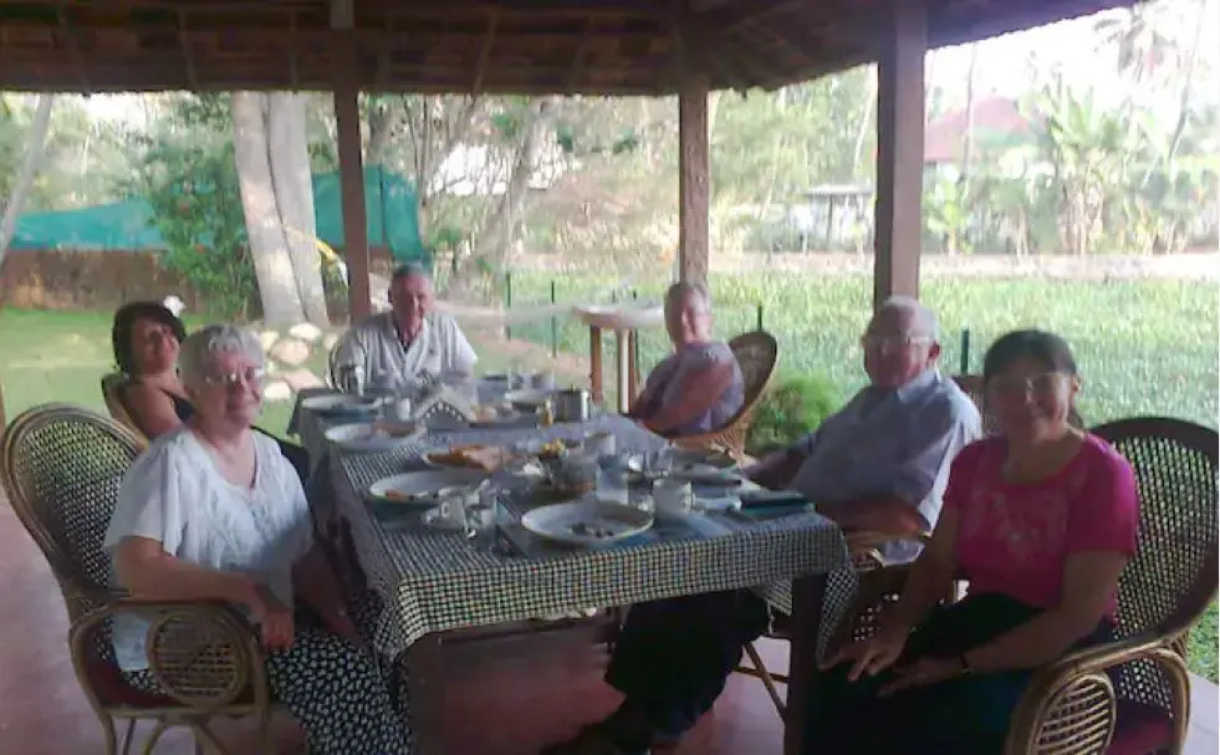 Lovedale Lakeside Homestay