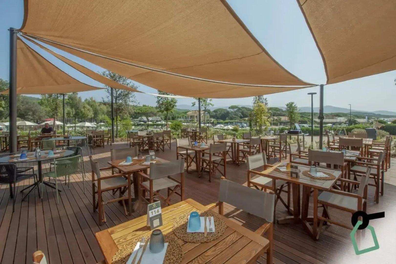 Deluxe - Two Bedroom No.2